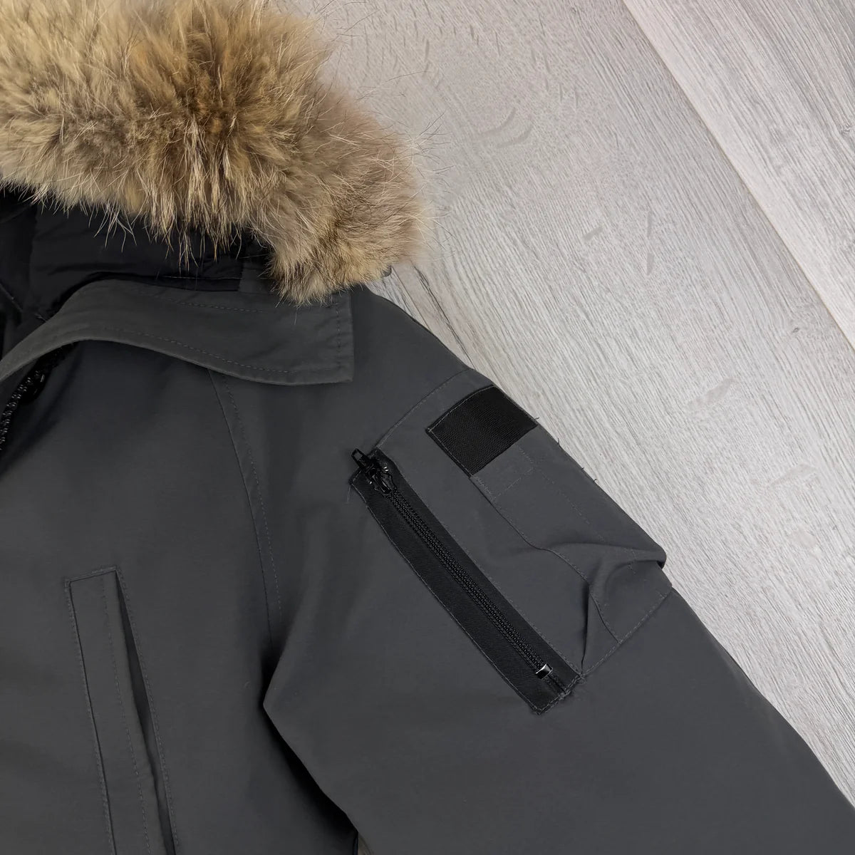 Canada Goose Graphite Chilliwack Jacket